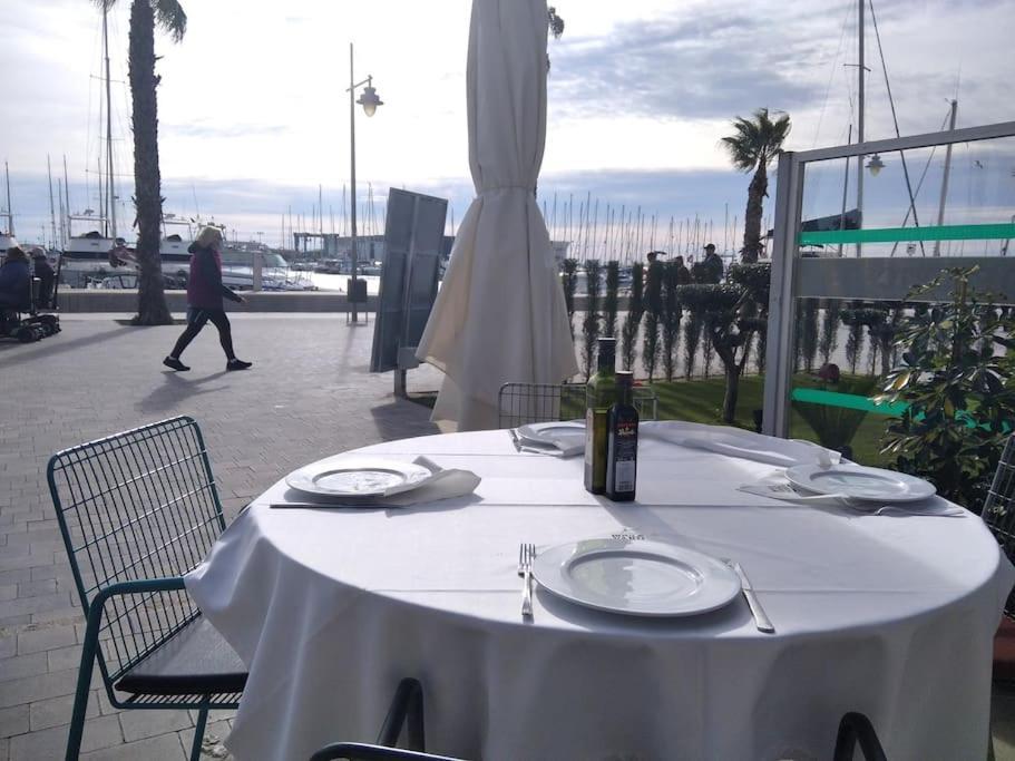 Apto Con Terraza Y 2 Dormitorios. 600 Megas Wifi. Santa Pola Exterior foto
