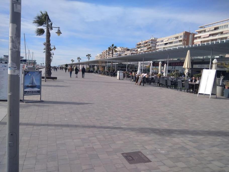 Apto Con Terraza Y 2 Dormitorios. 600 Megas Wifi. Santa Pola Exterior foto
