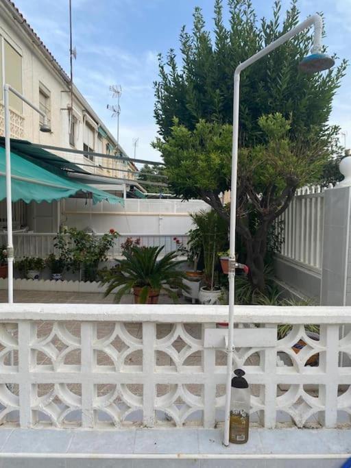 Apto Con Terraza Y 2 Dormitorios. 600 Megas Wifi. Santa Pola Exterior foto