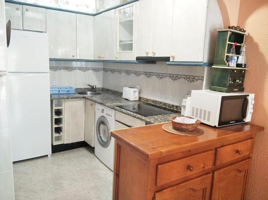 Apto Con Terraza Y 2 Dormitorios. 600 Megas Wifi. Santa Pola Exterior foto